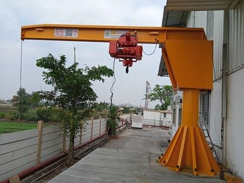 Hydraulic Jib Crane - Heavy Duty, Durable Construction | New, Yellow, Ideal for Warehouse, Factory, and Workshop Applications