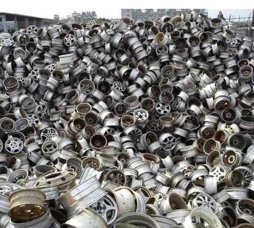 Aluminium Scrap - Various Sizes Available, Silver Color with Anti Rust Properties for Metal Processing Industry