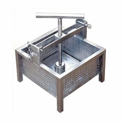 Manual Paneer Press Machine