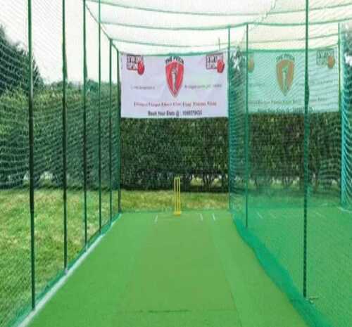 green nylon indoor cricket net