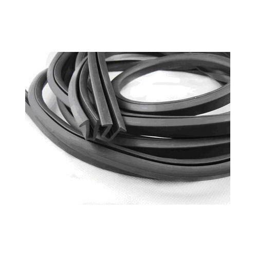 High Strength Semi-Soft Hardness Plain Black Natural Rubber Profiles for Window