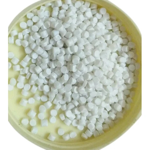 White Masterbatches - Granules, 99% Purity, Various Grades & Excellent Processability, Quality Tested Packaging