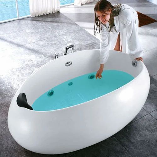 Compact Design, Good Quality, Perfect Shape Bath Tub