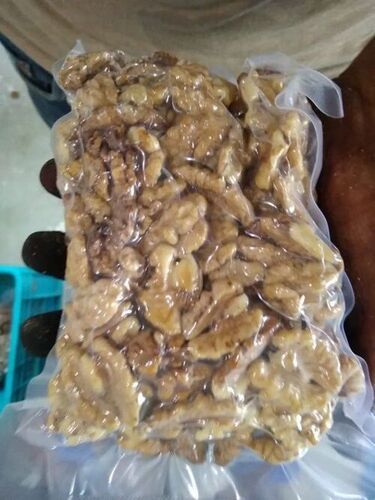 100% Natural Dried Walnut