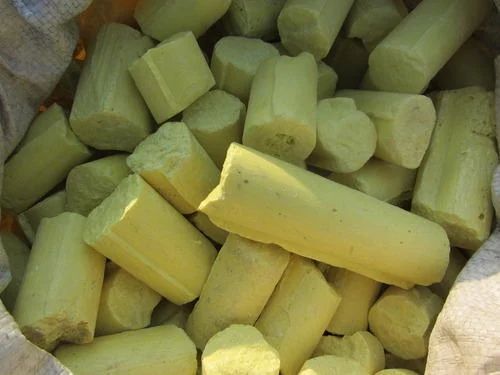 A Grade 100 Percent Purity Good Quality Roll Sulphur