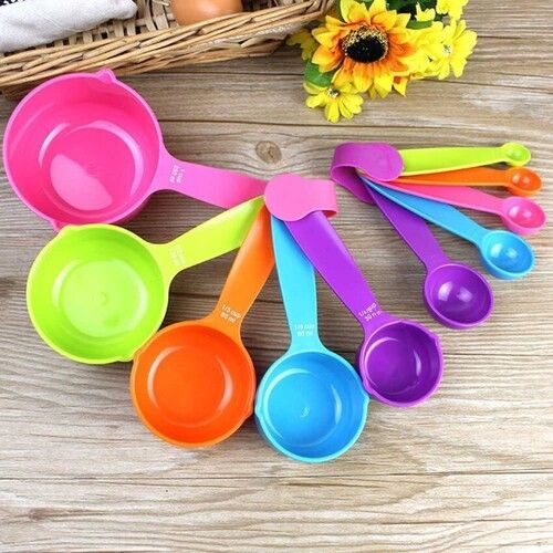 measuring cups  