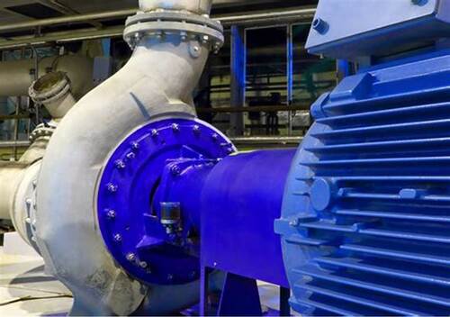 casting iron pipes.