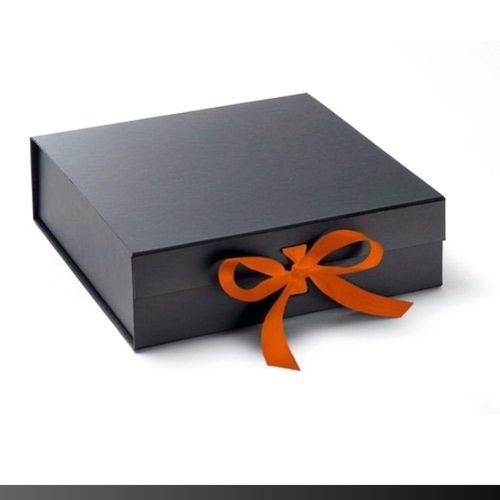 Premium Design And Light Weight Gift Packaging Box