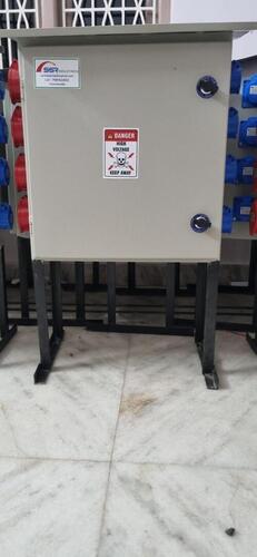 Power distribution boards
