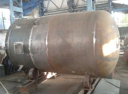 Fabrication tanks 