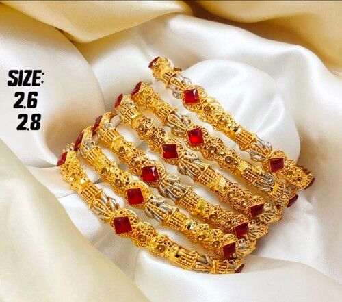 Fashion Ladies Golden Metal Bangles