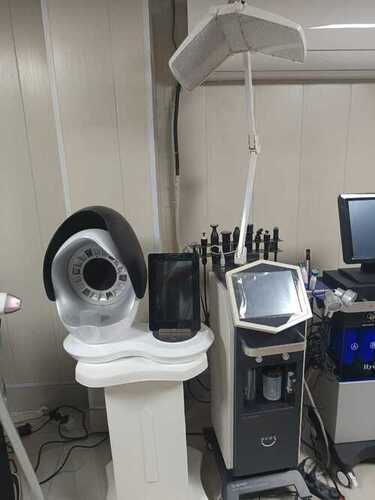 Skin Analysis Machine