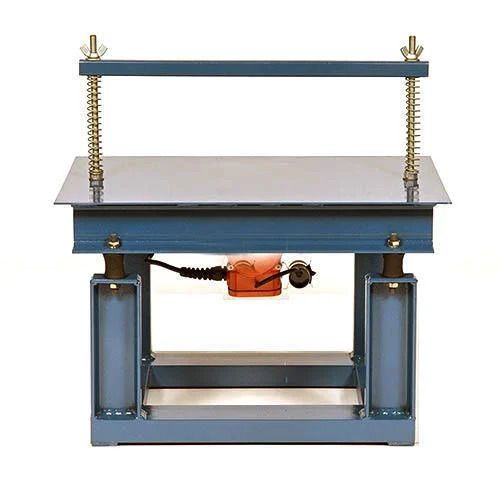 Sturdy Construction Concrete Vibrating Table