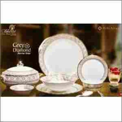 Durable White Acrylic Crockery Set For Kitchen Use