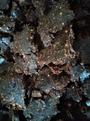 Gluten Free Dark Brown Neem Cake