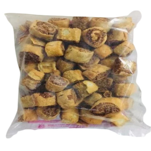 Round Tasty Bhakarwadi Namkeen Snack