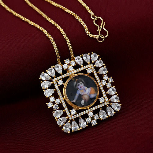 Antique Diamond Locket Necklace Diamond Clarity: I1