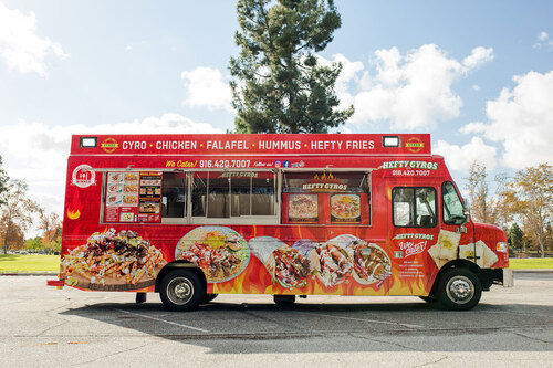 Comfortable Riding Deliciously Designed Food Truck