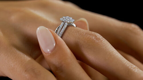 diamond engagement ring