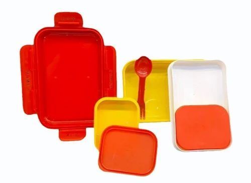 Multicolor Plastic Lunch Boxes