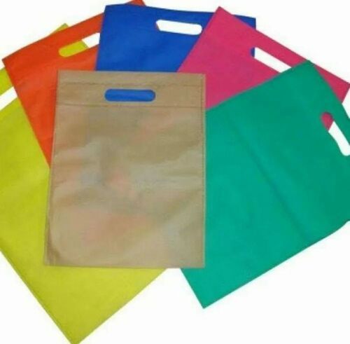 Non Woven D Cut Bags - Bag Size: As Per Req