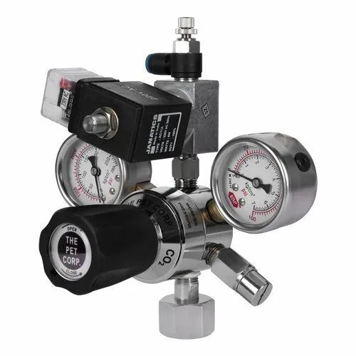 Easy to Operated Polished Finish Steel Body Portable Analog CO2 Regulator