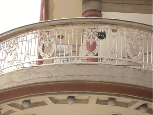 Polished Finish Corrosion Resistant Iron Residential Building Balcony Railing