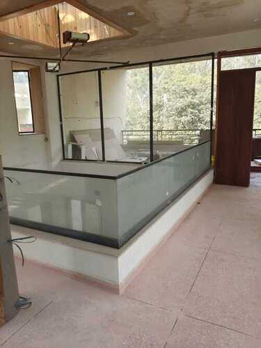 Laminated Fine Finished Glass Railing