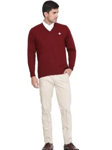 Full Sleeves Mens Plain V-Neck Maroon Sweater