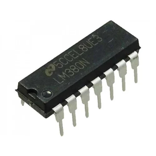 Sturdy Integrated Circuits - SMD Leaded Package, 220V Voltage, Blue & Black Color, Designed for Industrial Electronics