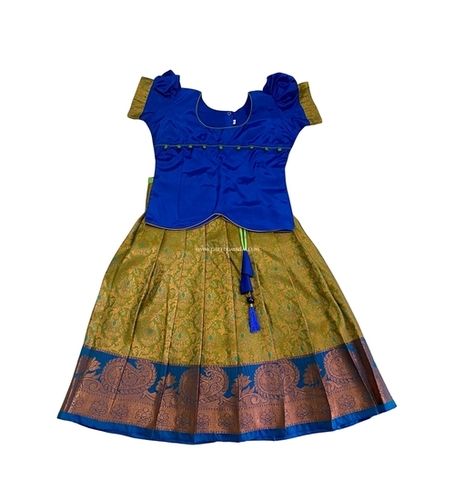 Girls Frocks - Decoration Material: Cloths