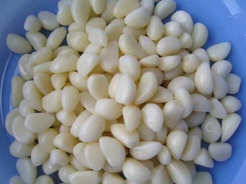 Organic White Garlic - Shape: Cloves