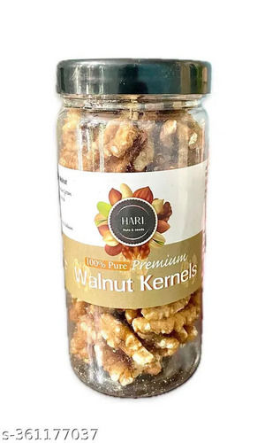 WALNUT KERNELS