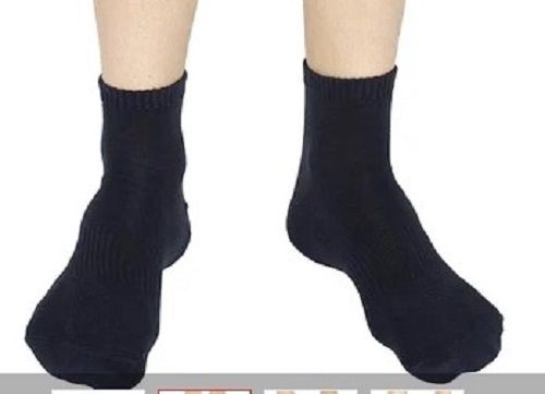 Men Plain Black Ankle Socks