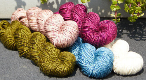 Multicolor Fine Finish Silk Yarn