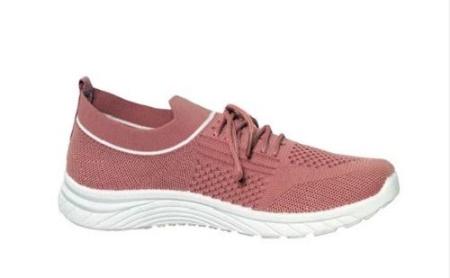 women sports shoes