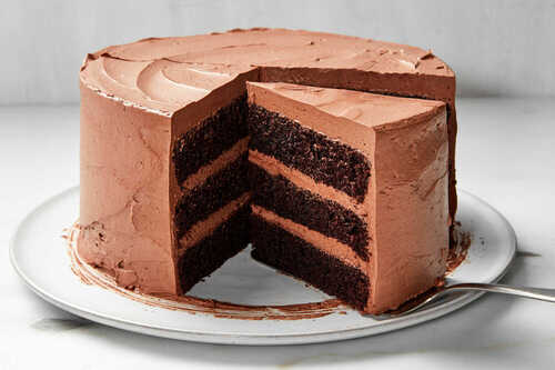 Premium Delicious Round Chocolate Cake
