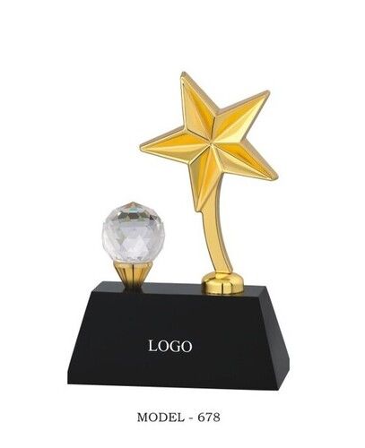 Plain Gold Plated Brass Sports Star Trophies