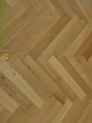 Natural Oak Herringbone Engineered Wood Flooring