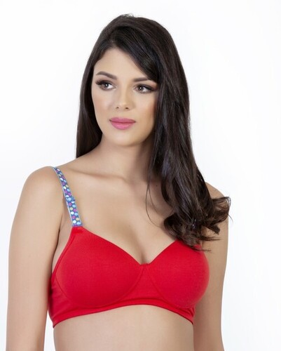 Ladies Padded Cotton Bra - Cotton Material, Size S to XL, Plain Pattern | Features: Padded Design, Women's Fit, Hipster Panties Type