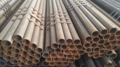 ASTM A 106 Black Carbon Seamless Steel Pipe for High Temperature Service