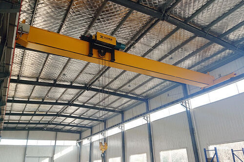 Low Cranes - 10ft Height, 5-10 Ton Lifting Capacity, 1000lb Crane Weight, Yellow Color | Premium Quality, Optimum Performance, Ideal for Industrial Applications, After-Sales Service Included