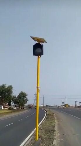 Weatherproof Traffic Solar Blinker for Road Safety