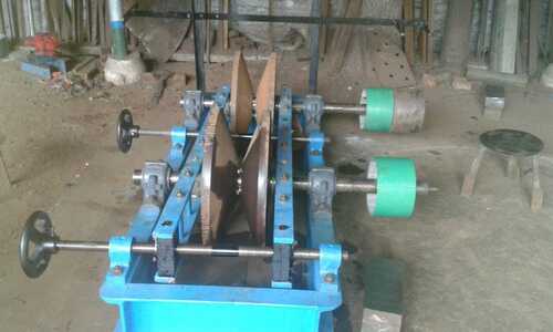 Easy Operation Cement Pipe Manufacturing Machine