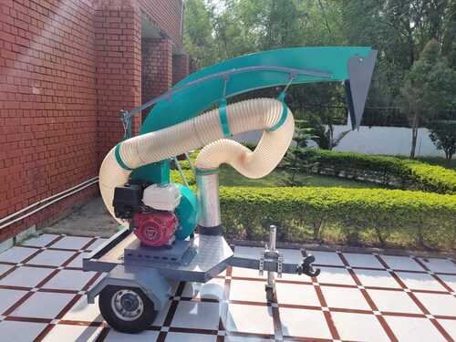 Easy and Efficient Operation The Leaf Collector