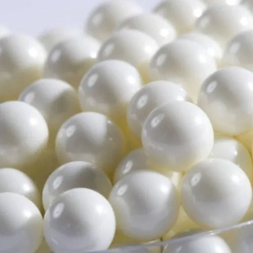 White Zirconium Oxide Beads