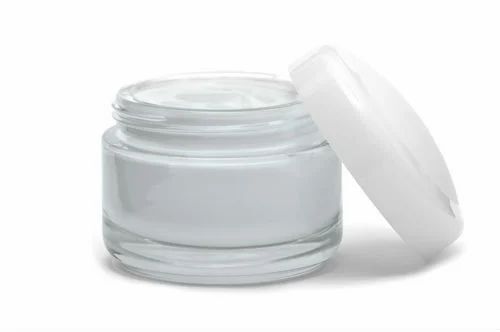 Easy To Apply 100 Percent Purity Chemical Free Non-Sticky Skin Whitening Cream