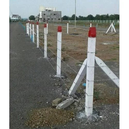 Hard Structure Outdoor Rcc Fencing Poles