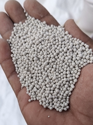White Organic Manure - Chemical Name: Compound Amino Acid