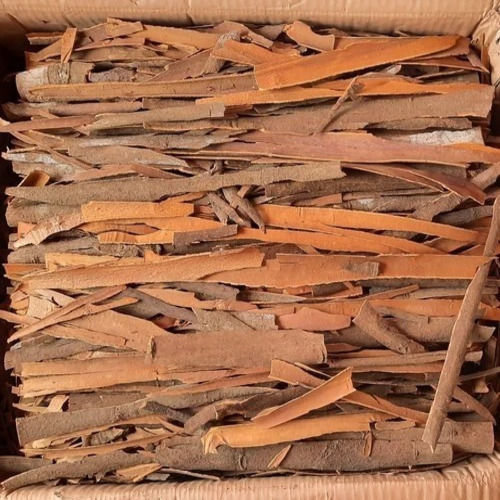 Organic and Dried Cinnamon split sticks